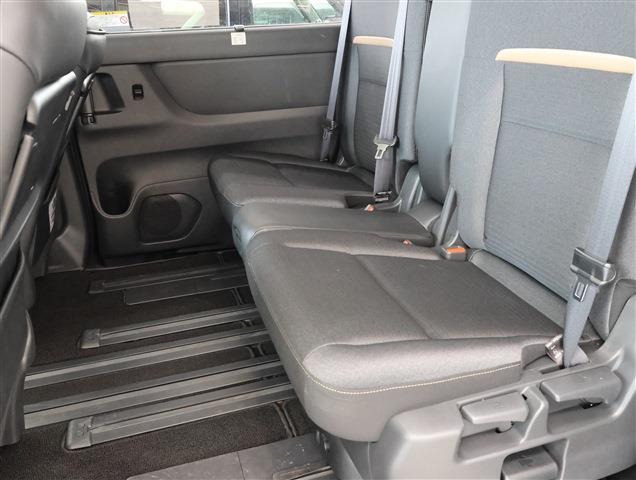 NISSAN SERENA Highway Star V CH0000059335