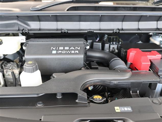 NISSAN SERENA e-POWER Highway Star V CH0000057798