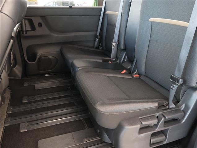 NISSAN SERENA e-POWER Highway Star V CH0000057763