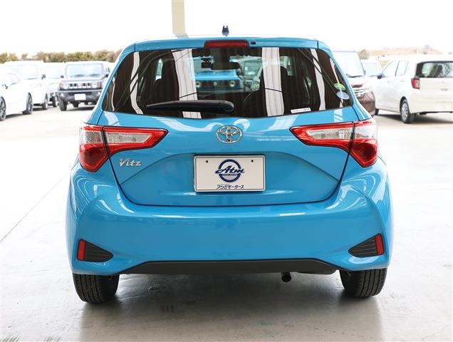 TOYOTA VITZ F TSS CH0000060344
