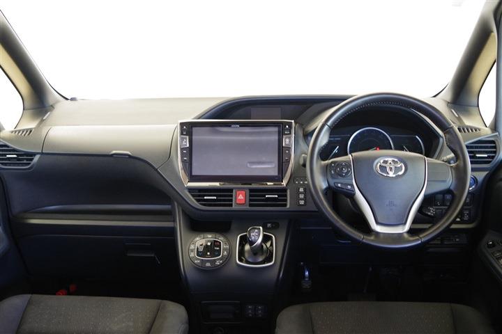 TOYOTA VOXY HV V CH0000061445