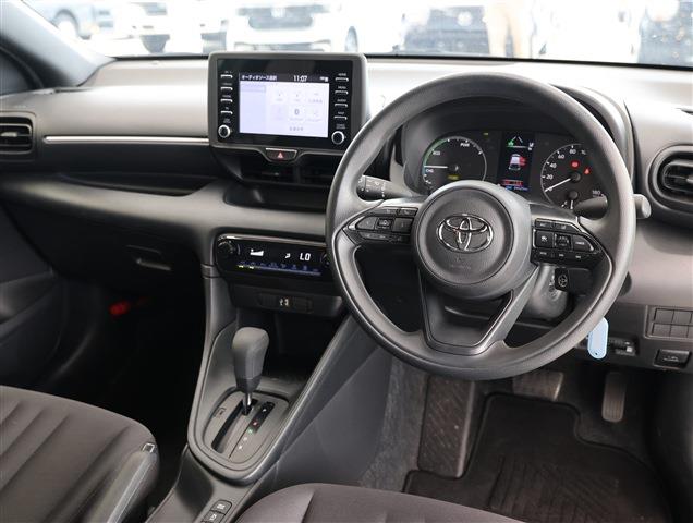 TOYOTA YARIS Hybrid X CH0000061990