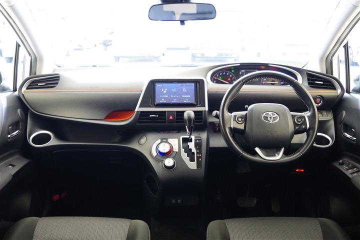 TOYOTA SIENTA G CH0000059415