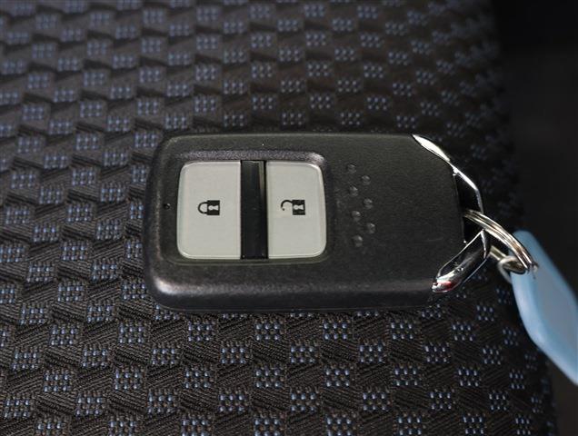 HONDA FIT G F HondaSENSING CH0000059404