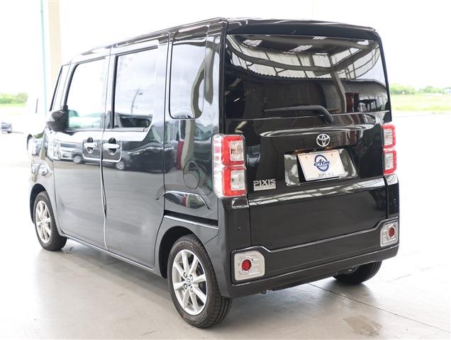 TOYOTA PIXIS MEGA L SA3 CH0000061932