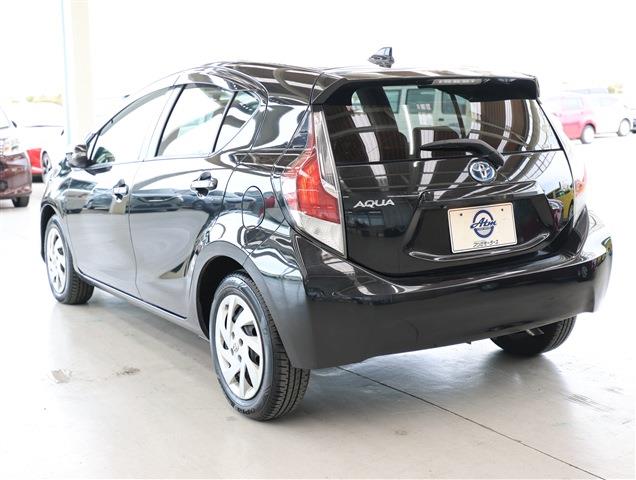 TOYOTA AQUA S CH0000059882