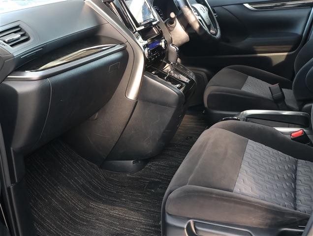 TOYOTA ALPHARD S A Package CH0000058070