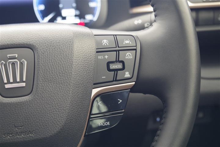 TOYOTA CROWN CROSSOVER G Advanced Leather Package CH0000060190