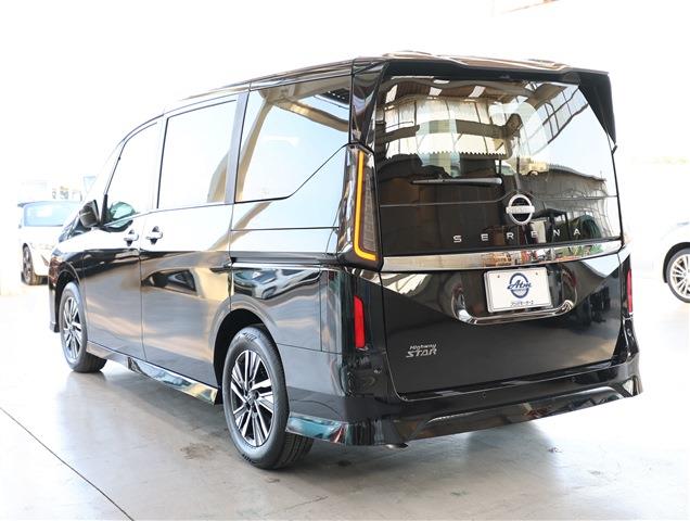 NISSAN SERENA Highway Star V CH0000059635