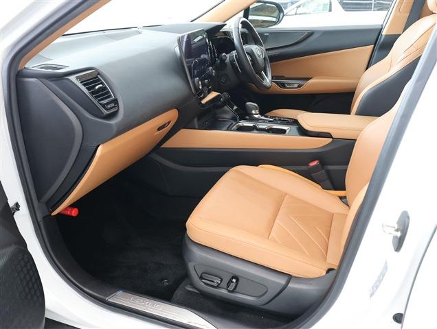 LEXUS NX HYBRID Version L CH0000060665