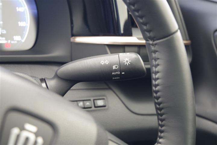 TOYOTA CROWN CROSSOVER G Advanced Leather Package CH0000060190