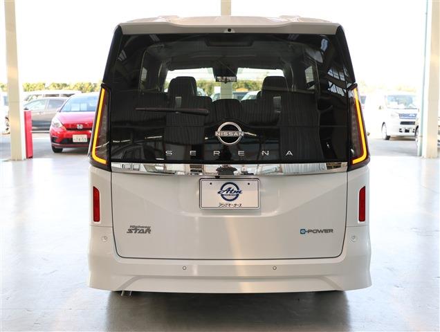 NISSAN SERENA e-POWER Highway Star V CH0000058076