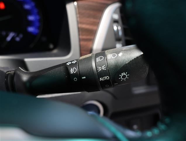 TOYOTA CAMRY Hybrid G package CH0000062039