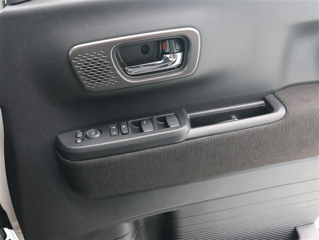 HONDA N BOX CUSTOM Base Grade CH0000062000