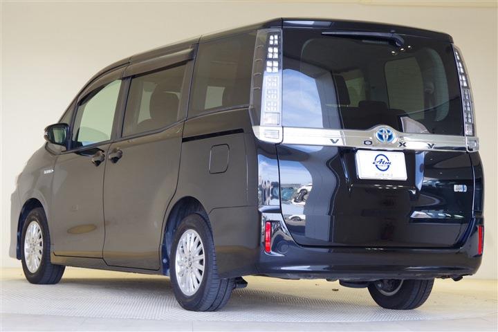 TOYOTA VOXY HV V CH0000061445