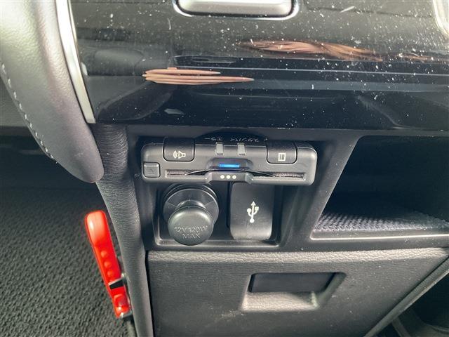 MITSUBISHI DELICA D:5 P CH0000061337