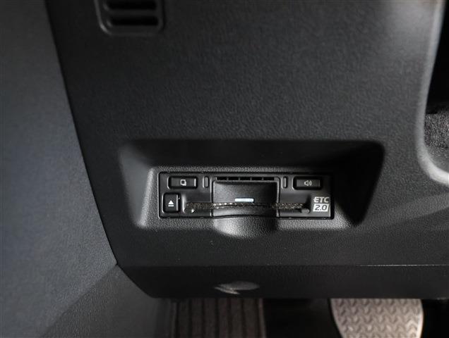 TOYOTA ALPHARD Z CH0000060379