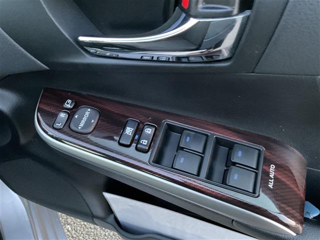 TOYOTA CAMRY Hybrid G Package CH0000059436