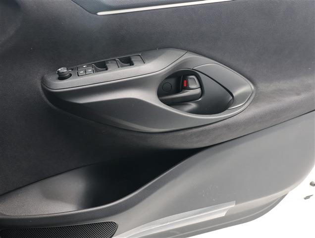 TOYOTA YARIS Hybrid X CH0000061990