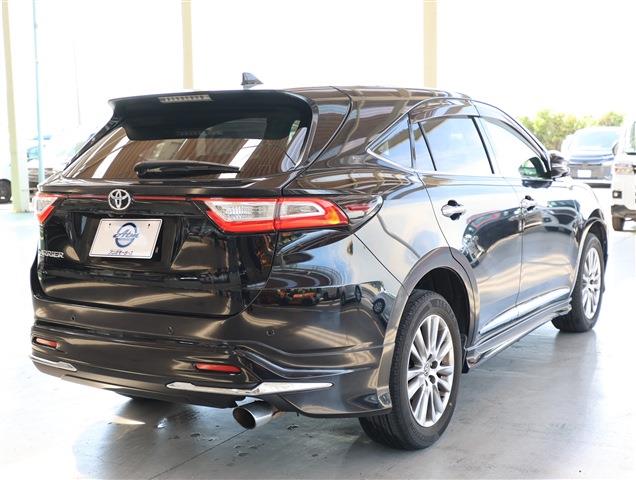 TOYOTA HARRIER Premium CH0000061859
