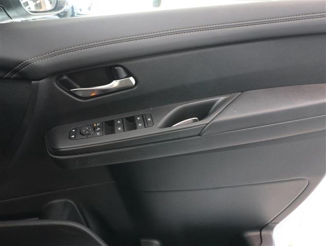 NISSAN SERENA e-POWER Highway Star V CH0000058076