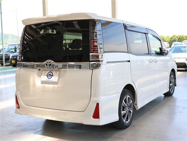 TOYOTA VOXY ZS Kirameki 3 CH0000062051