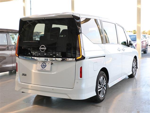 NISSAN SERENA Highway Star V CH0000058516