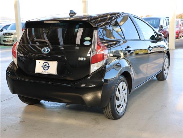 TOYOTA AQUA S CH0000059897