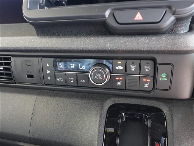 HONDA N BOX CUSTOM Base Grade CH0000062059