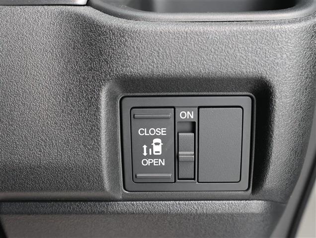 HONDA N BOX CUSTOM Base Grade CH0000062000