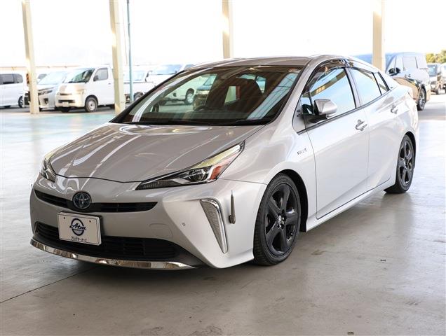 TOYOTA PRIUS E CH0000058526