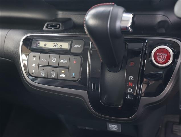 HONDA N BOX CUSTOM G L Package CH0000061243